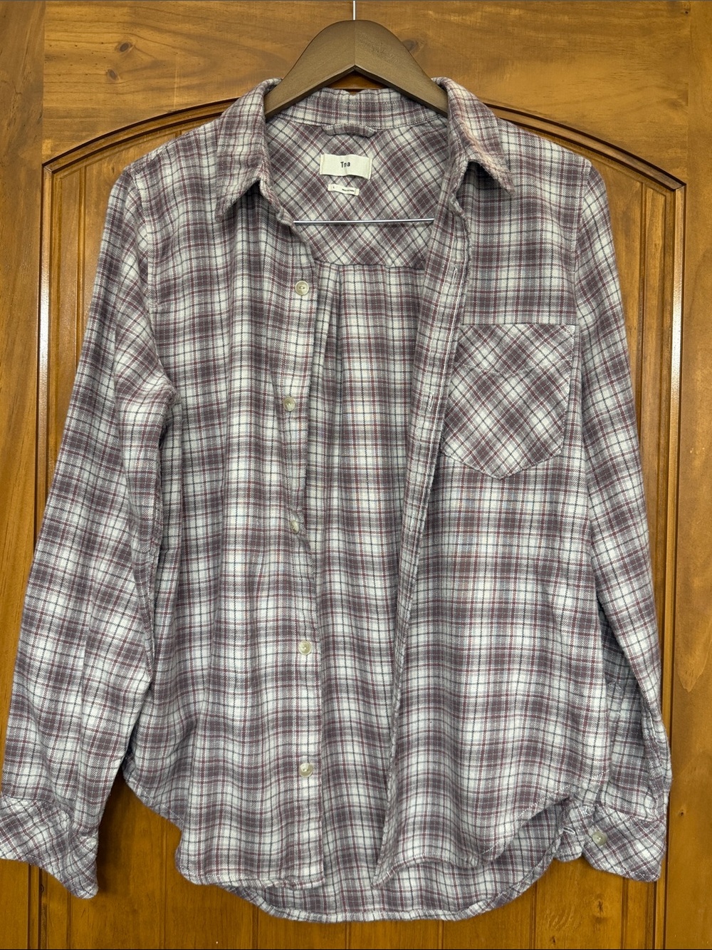 Aritzia Tna Mauve Plaid Oversized Button-Up Flannel Shirt - Size L